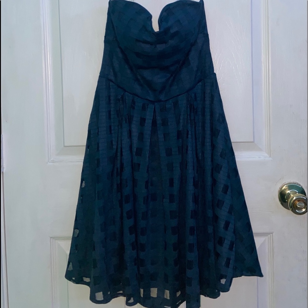 navy blue strapless dress